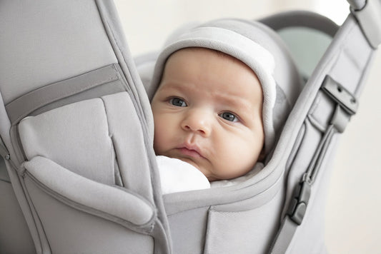 מנשא בחירת תנוחת נשיאה נכונה לכל שלב