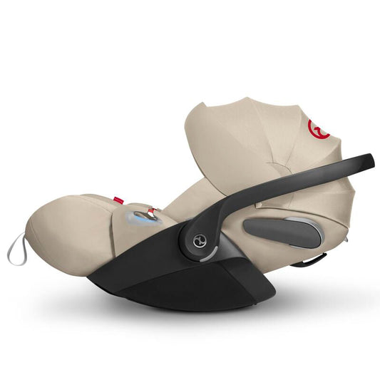 איך לוודא שהנסיעה הראשונה של התינוק בטוחה ונעימה